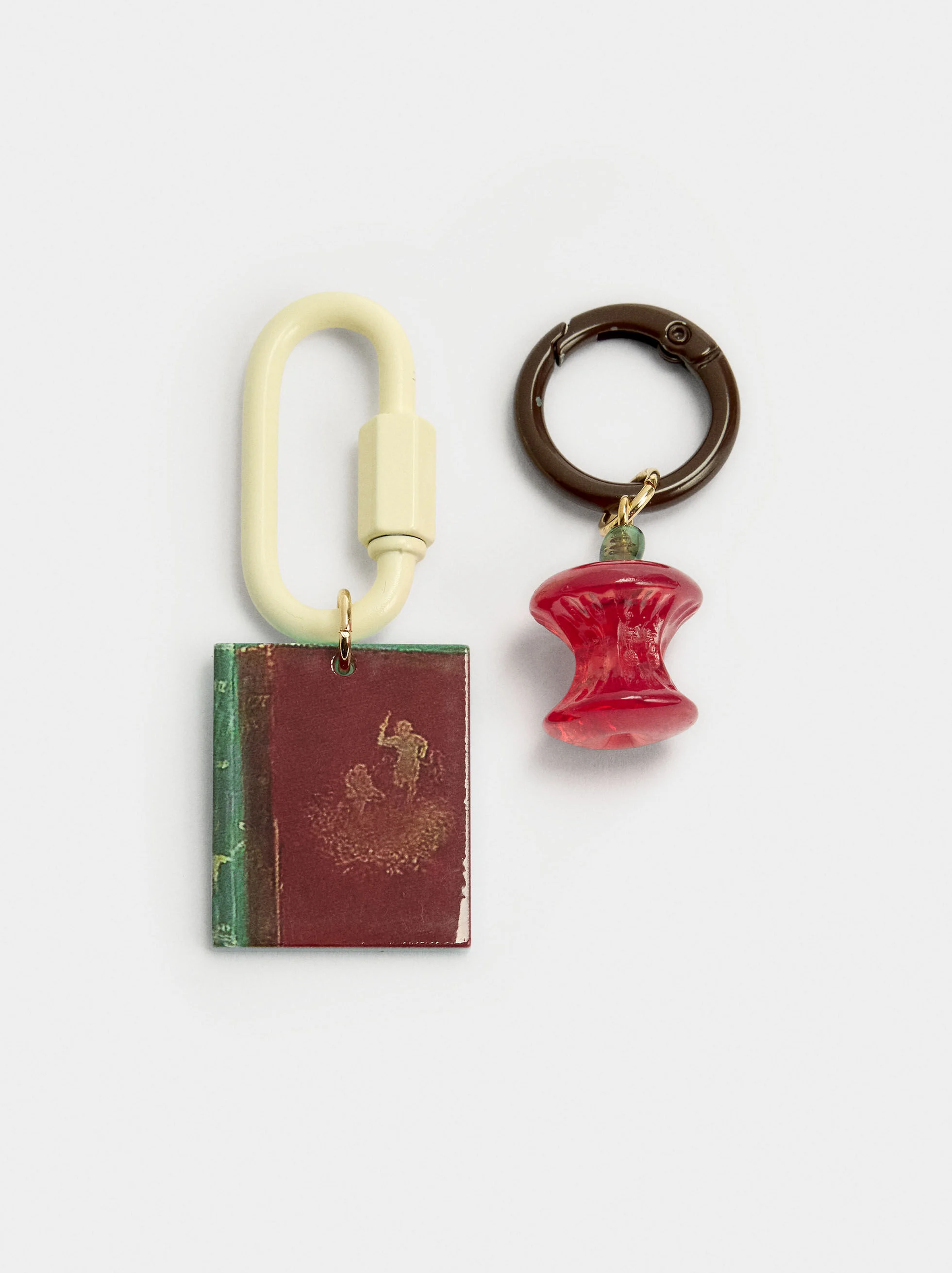 Keychain Charm INTELECTUAL - The Bear Collection