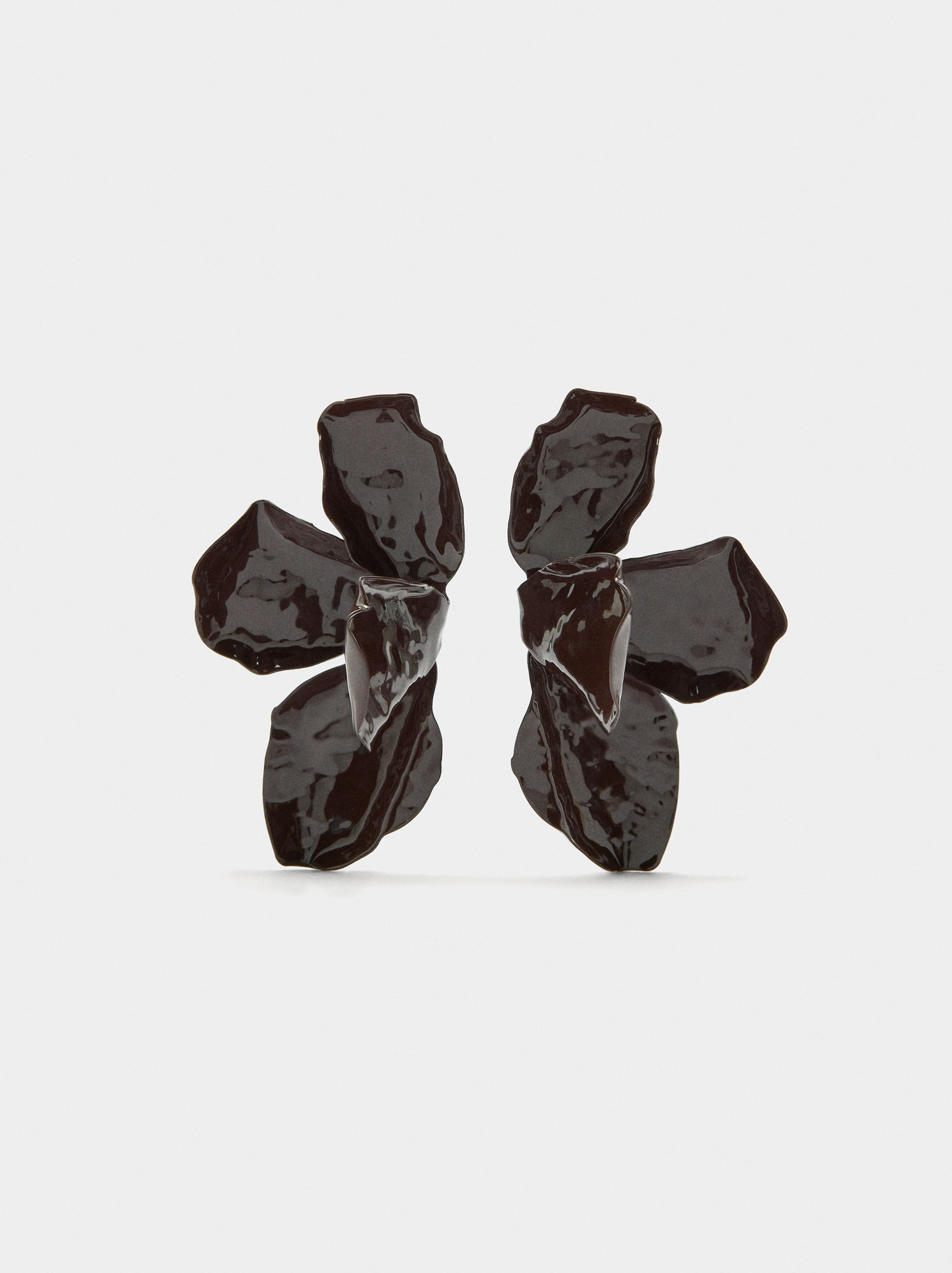 Relief Half-Flower Earrings