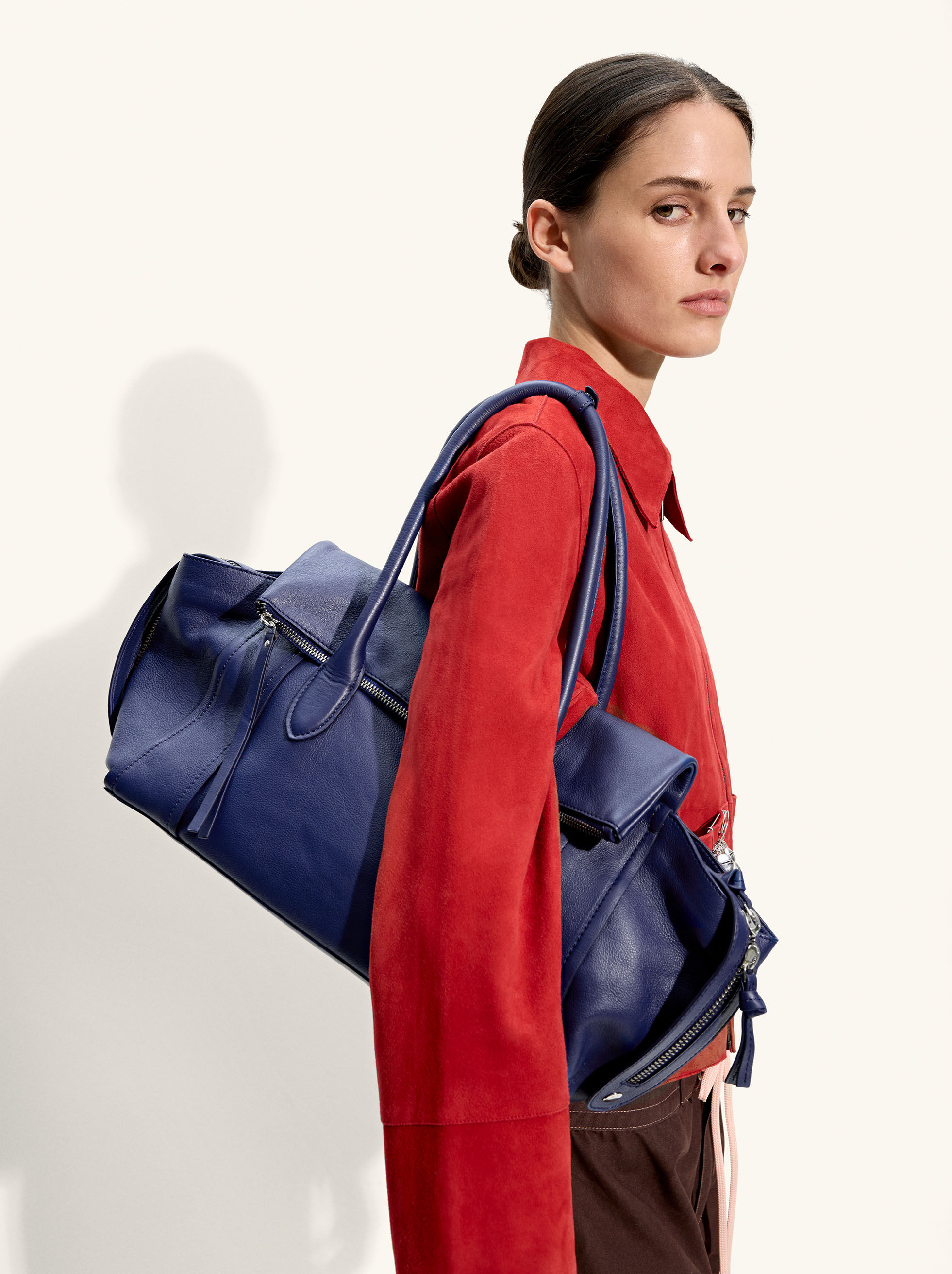 Leather tote bag with flap