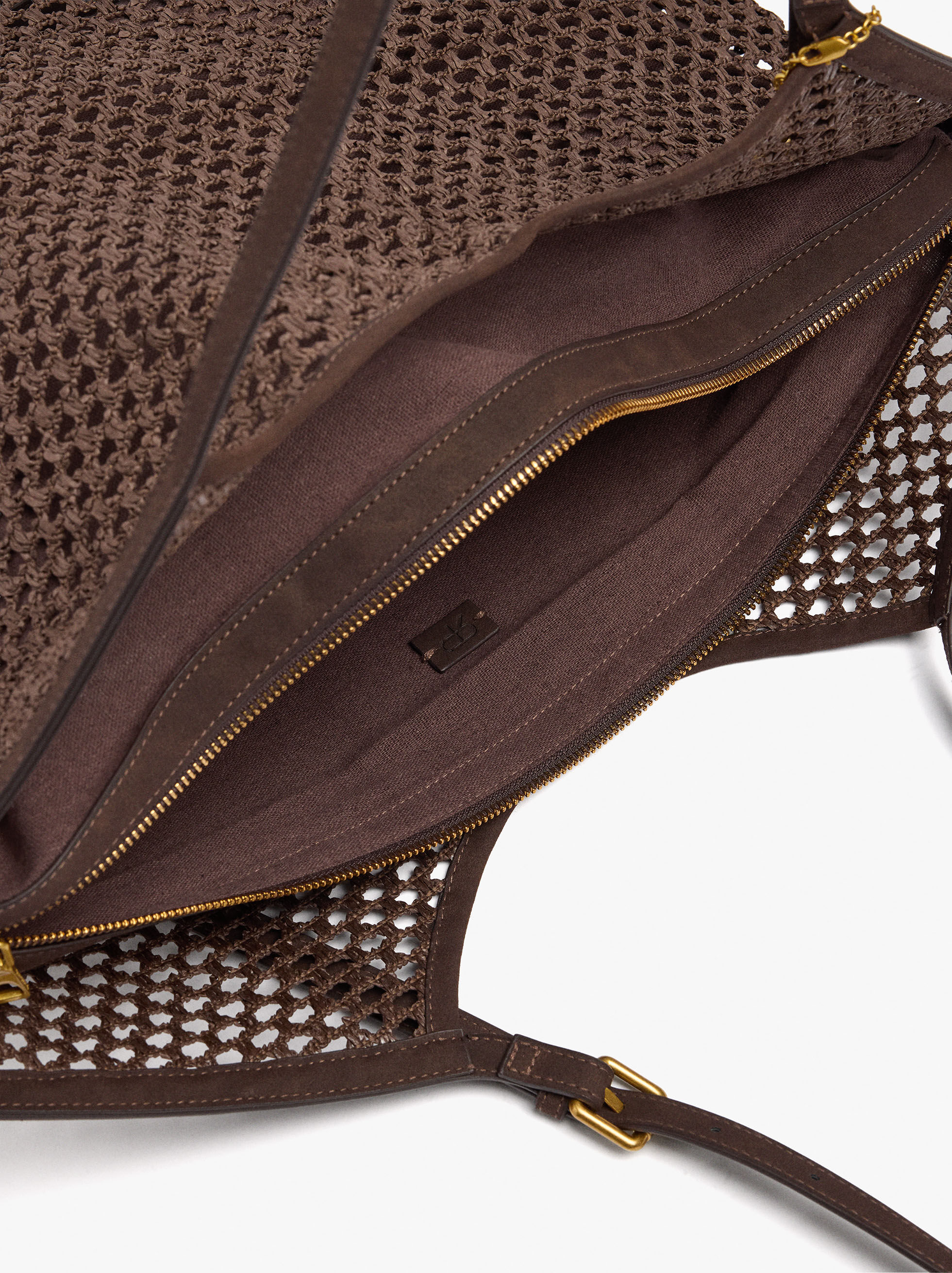 Medium-sized straw-effect shopper bag with chain strap