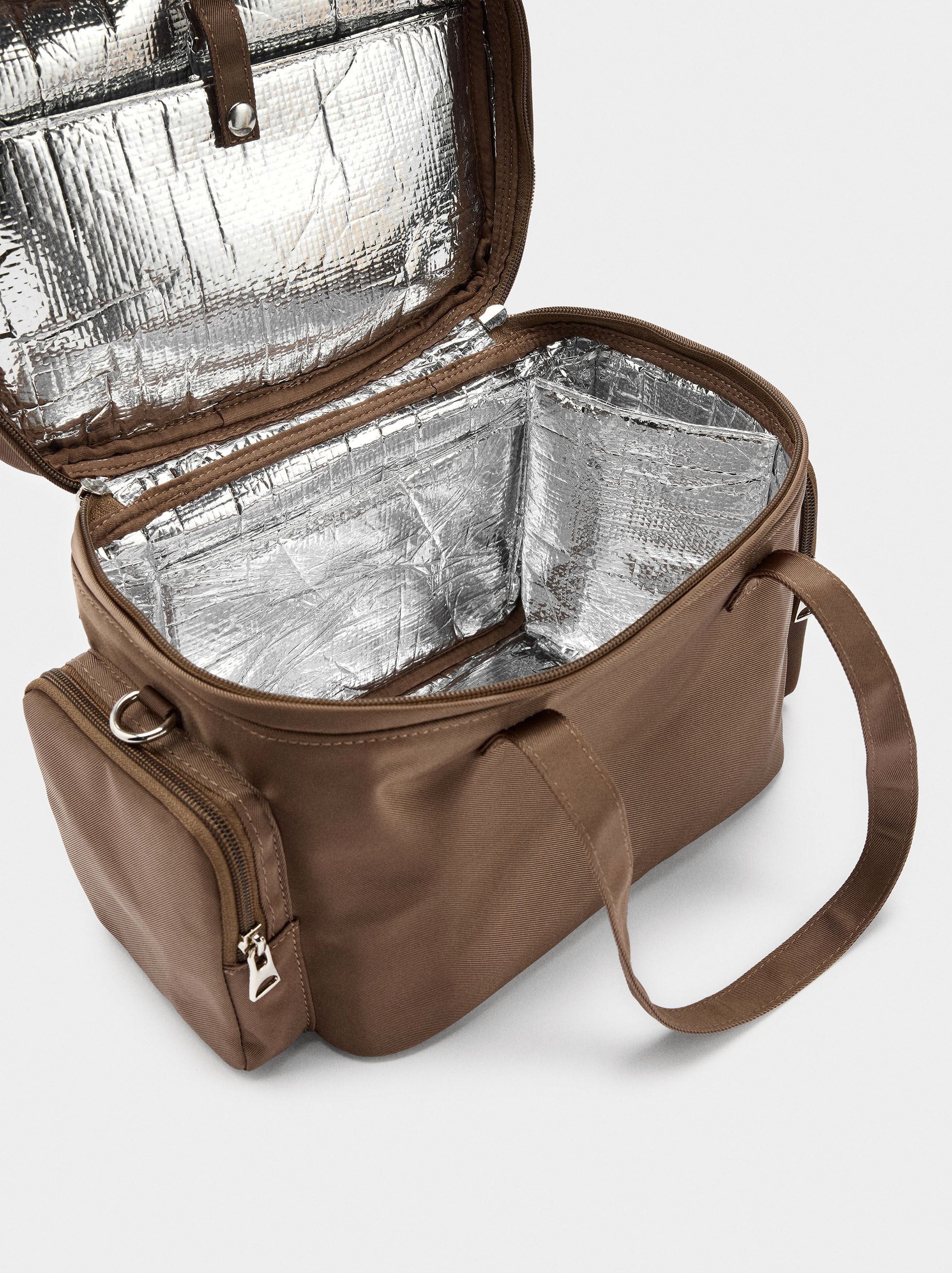 Solid nylon lunch bag