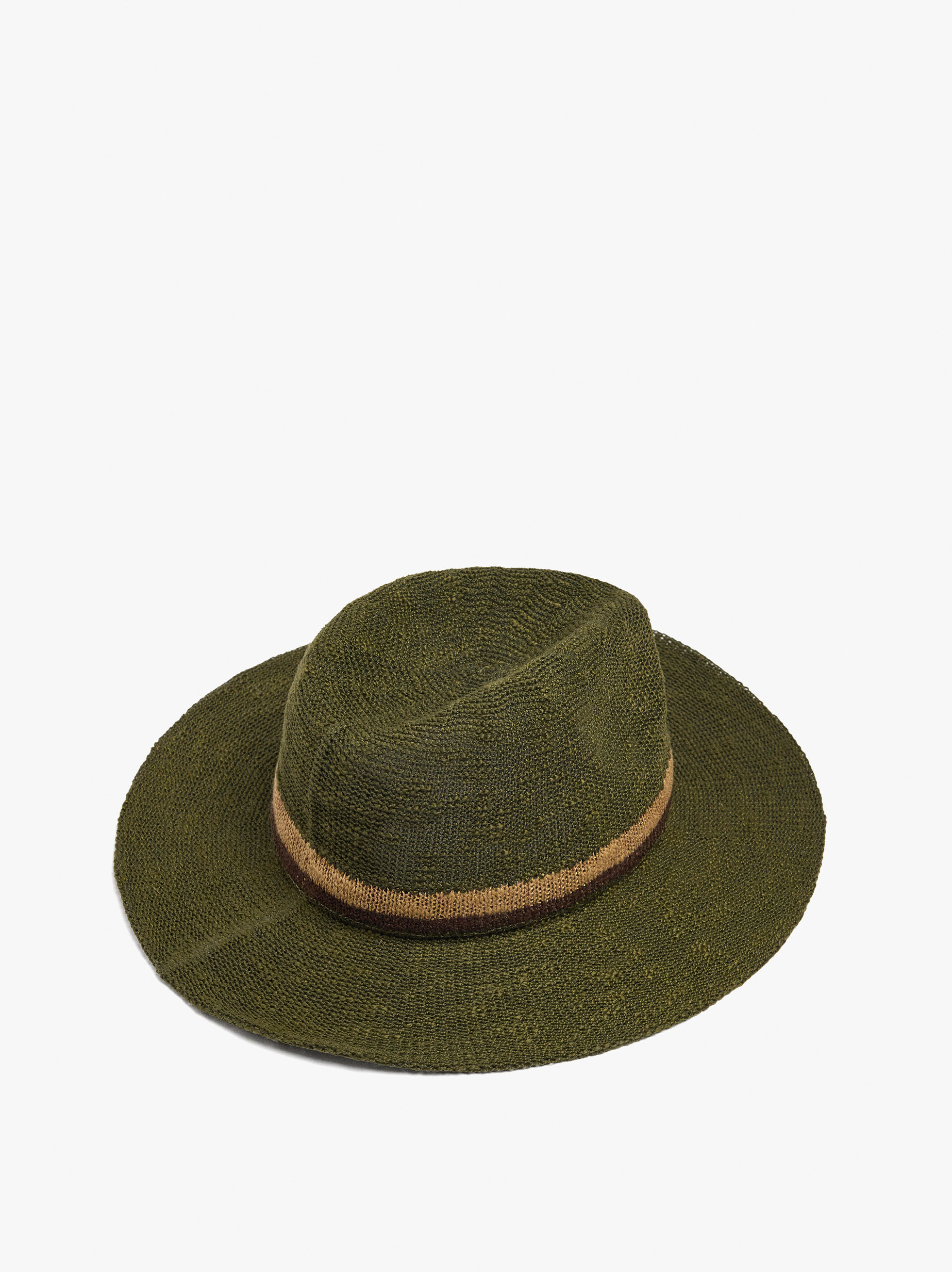 Mesh Hat with Bicolor Detail