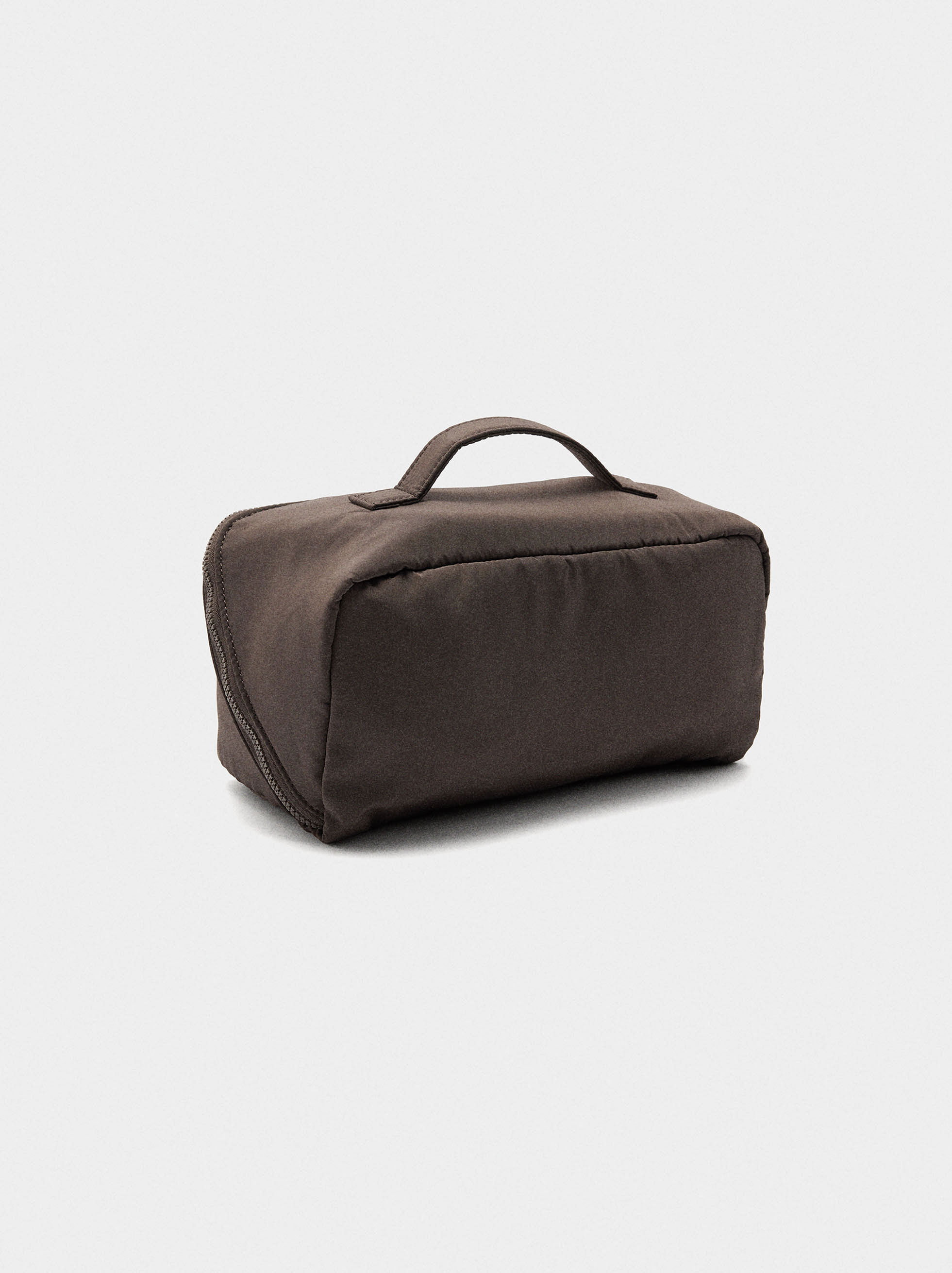 Smooth nylon toiletry bag