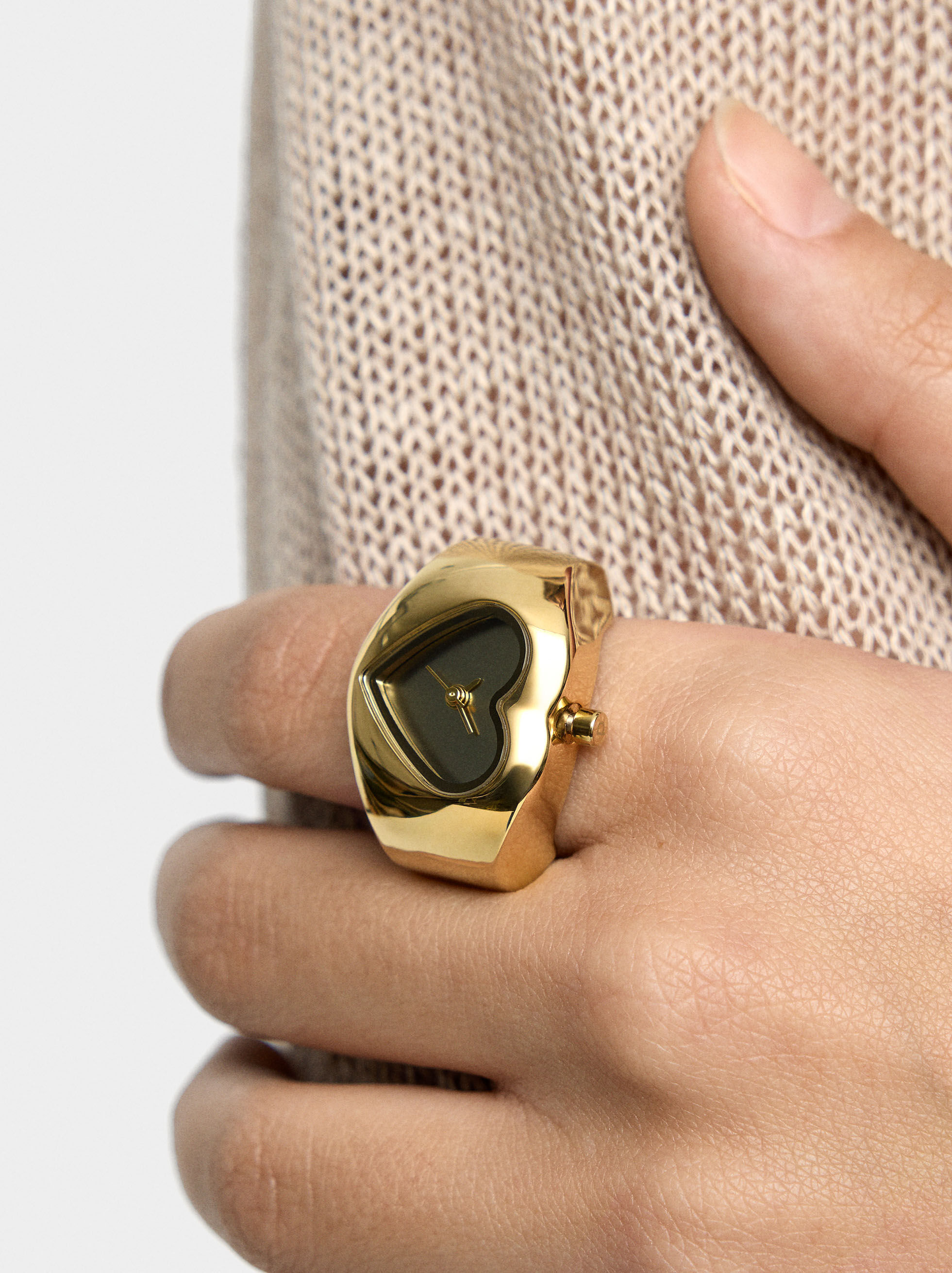 Golden heart-shaped watch ring - stainless steel