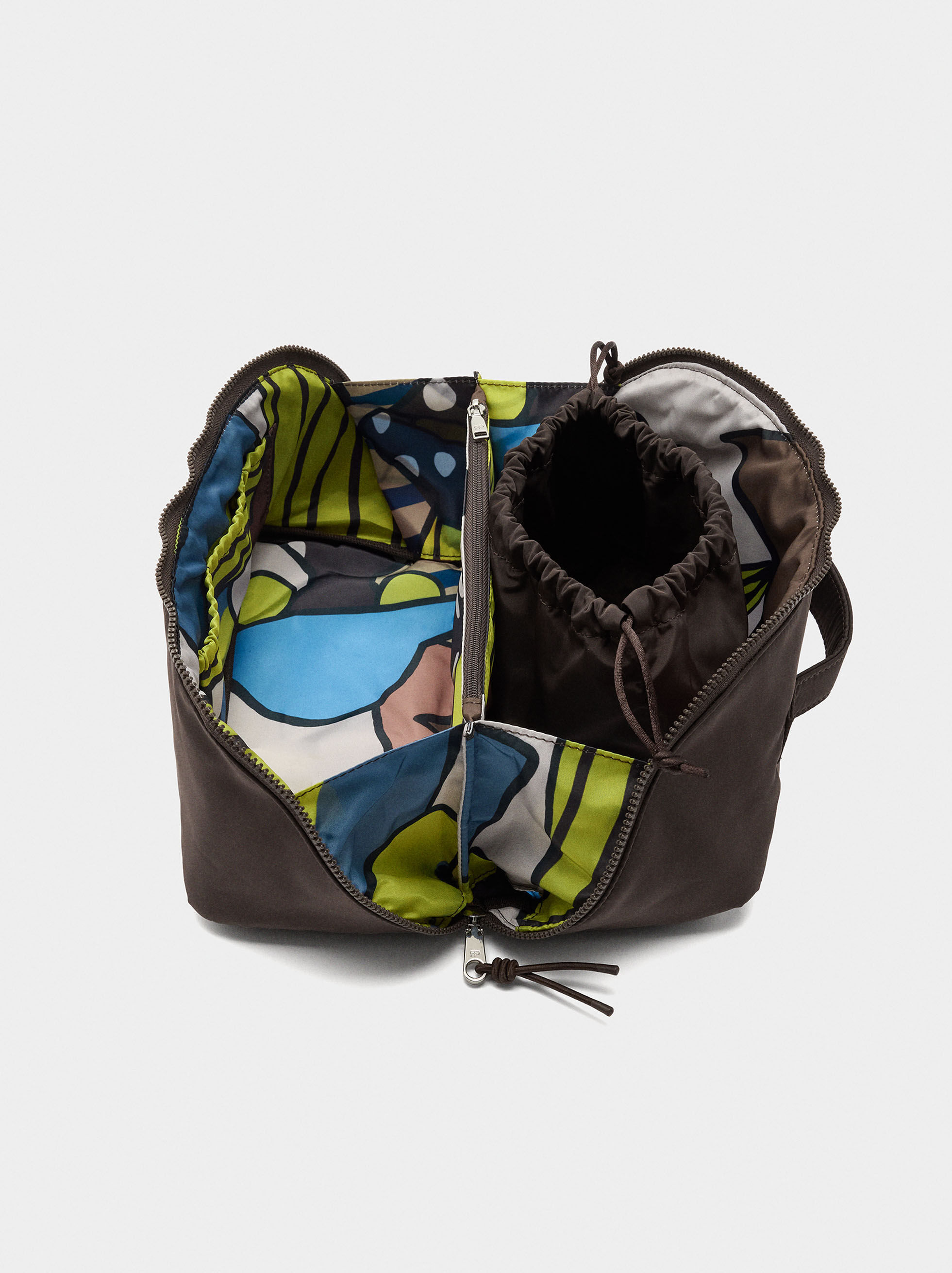 Smooth nylon toiletry bag